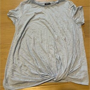 Size Large Gray Lord and Taylor Top Twist Front